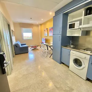 Aparthome Apartment