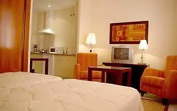 Apartamentos Lux Sevilla Bormujos Apartment